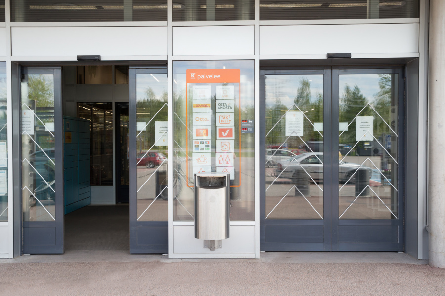 2020: Citymarketin automaattiliukuovet Lahdessa