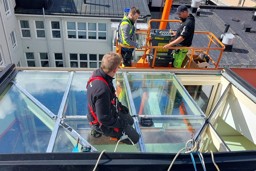 Hämeenkatu 21, Lahti: Vanhan lasikaton korjaus